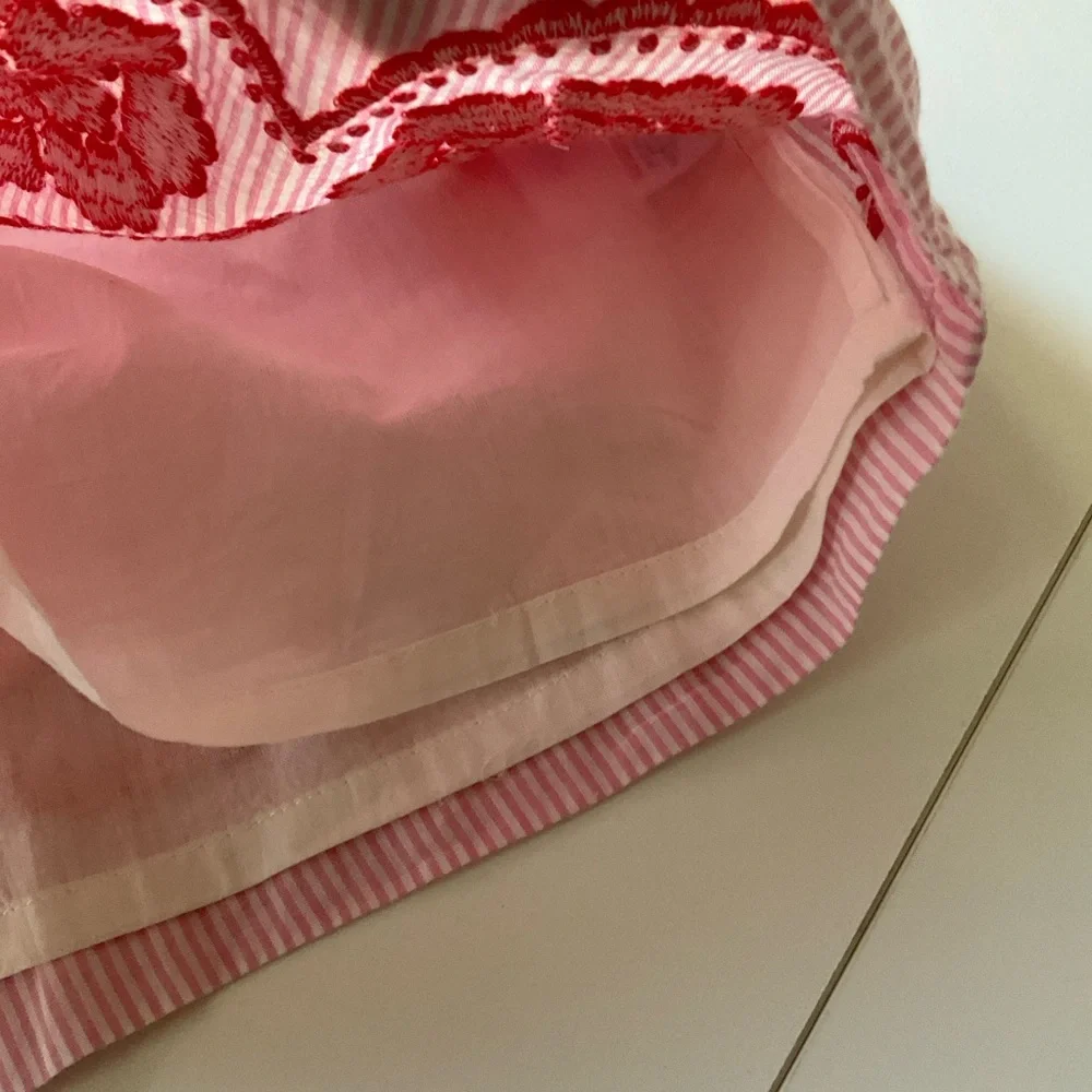 Baby Boden Striped Pink Dress 6-12 Months with Red Floral Embroidery - Picture 10 of 12